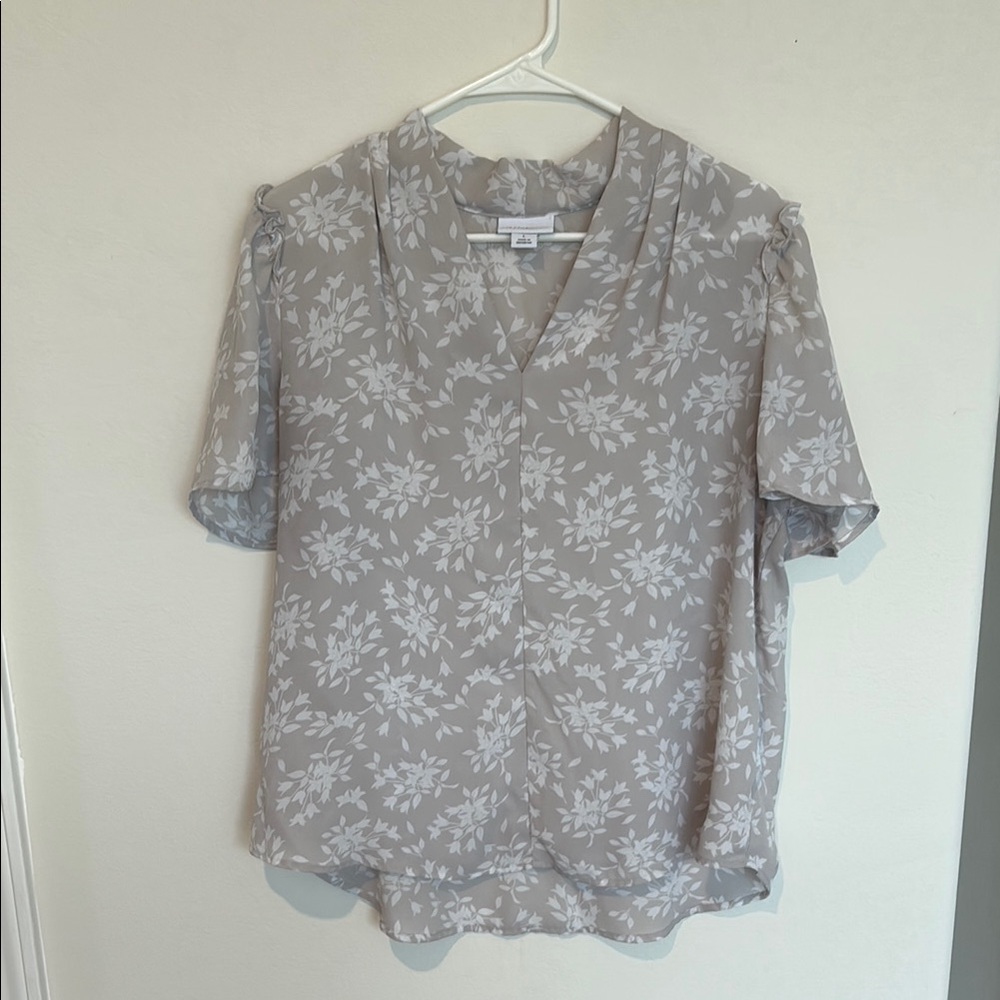 Liz Claiborne Gray Notched Collar Blouse